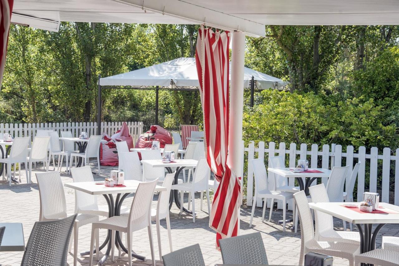 Adriacamp Mobile Homes Rosepineta Rosapineta Εξωτερικό φωτογραφία